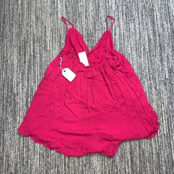 Coco + Jaimeson Womens Small Eyelet Bust Ruffled Romper Pink Lined Rayon NWT - Picture 9 of 10